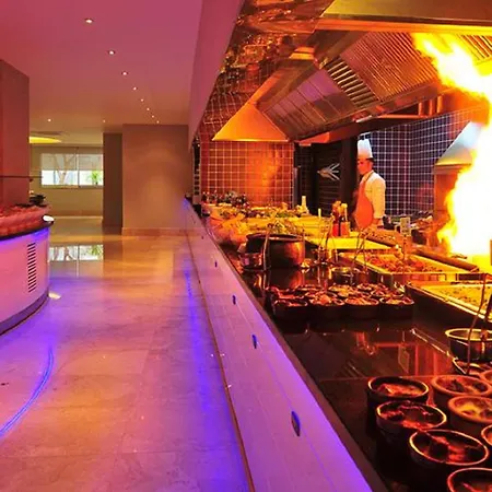 Blue Bay Platinum מלון