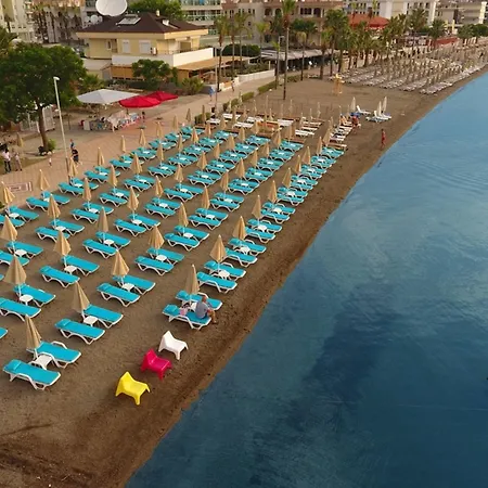 מלון Blue Bay Platinum