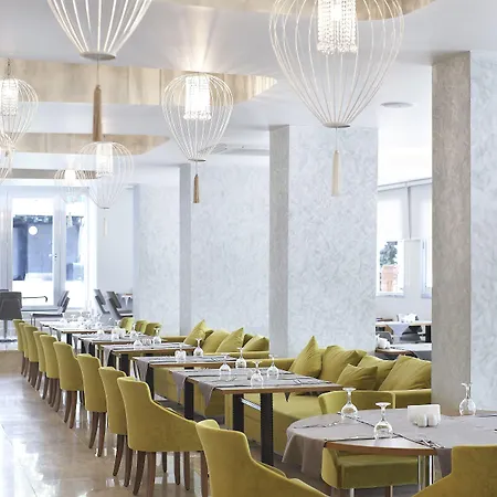 Blue Bay Platinum מלון 5*